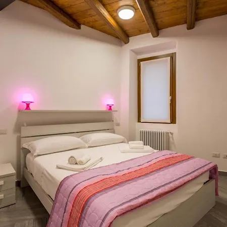 Giulia Apartment