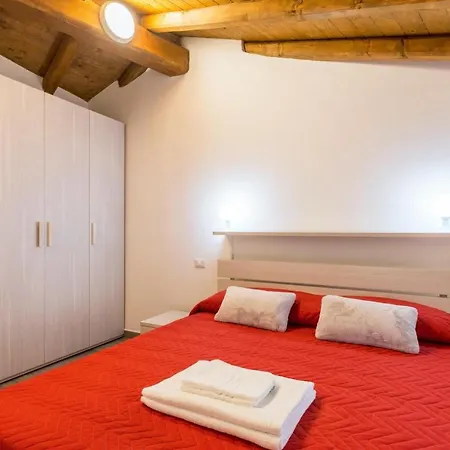 Apartment Giulia *